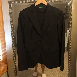 All Black Classic Women’s Suit